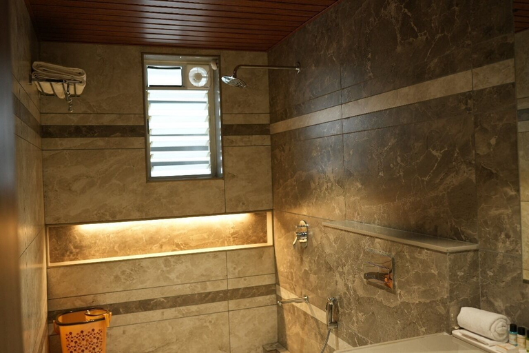 Bathroom 3, Narayani Executive, Osmanabad
