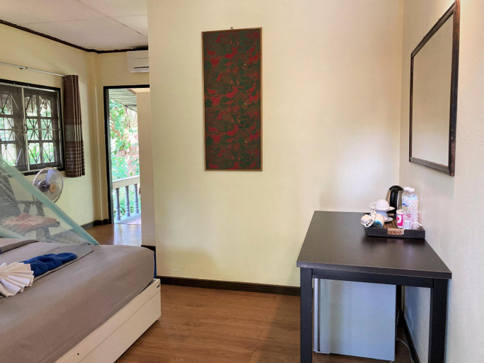 Bedroom 2, Morning Mist Resort, Phanom