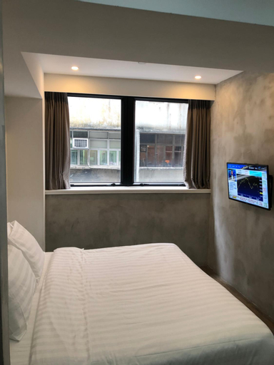 Bedroom 13