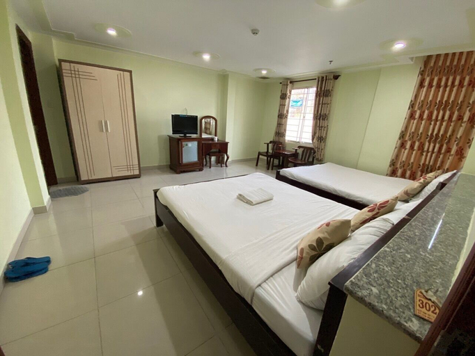 Bedroom 2, Hoang Tay 1 Hotel by Bay Luxury, District 10