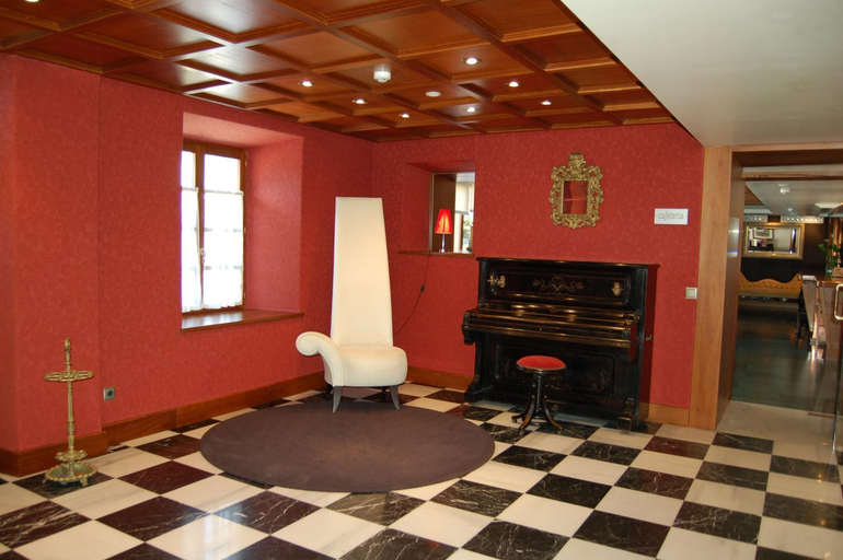 Others 5, Hotel La Casona de Lupa, Asturias