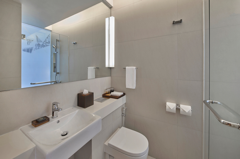 Bathroom 27