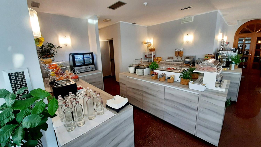 Food & Drinks 4, Hotel & Wellness Fra I Pini, Udine