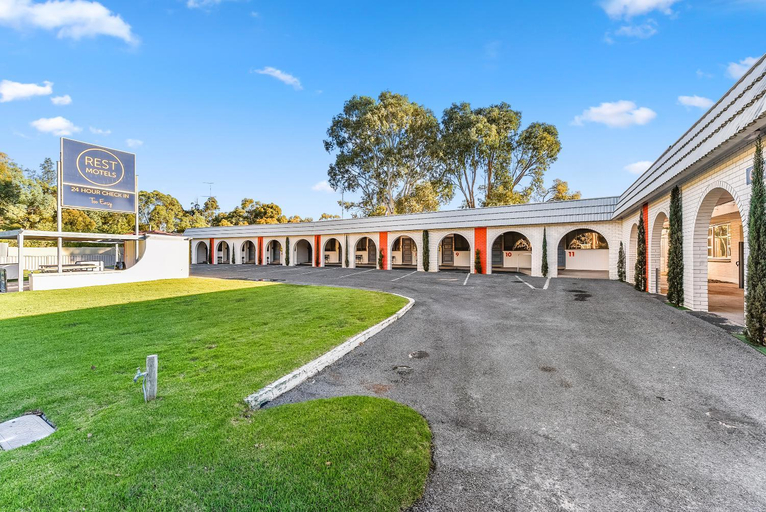 Others 3, Rest Motels, Naracoorte Lucindale