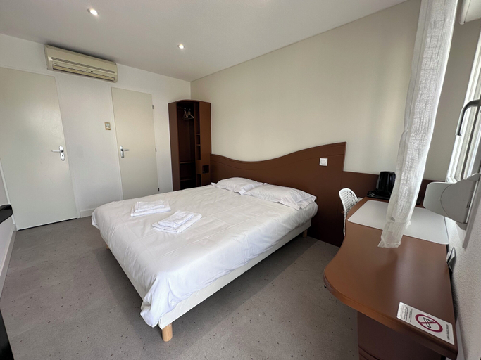 Bedroom 4, Halte Hotel, Charente-Maritime
