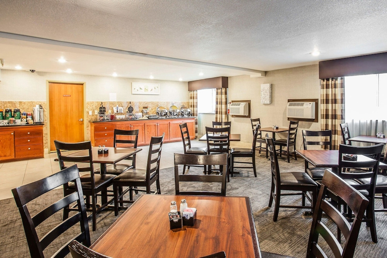 Food & Drinks 4, Clarion Inn Renton-Seattle, King