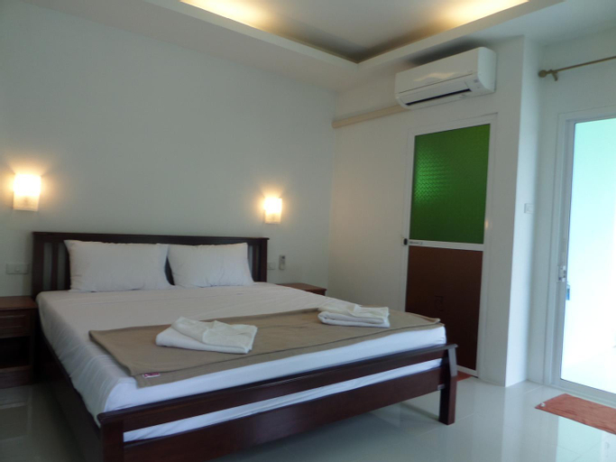 Bedroom 2, Lanta Triple Novel, Ko Lanta