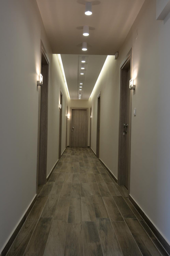Others 5, Villa Morfeas, Central Macedonia