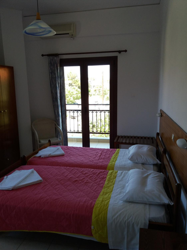 Bedroom 3, Oasis Studios, Crete