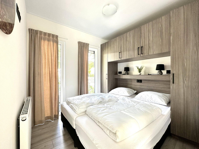 Room 5, Nature Park Chalet in Hoenderloo, Apeldoorn