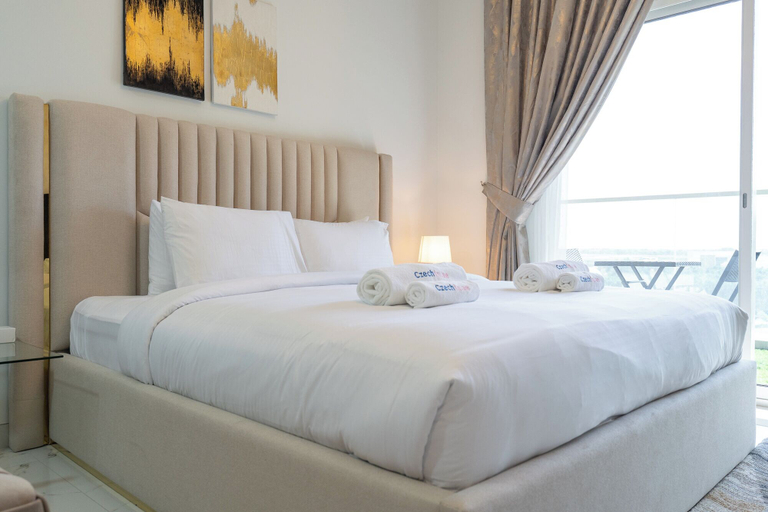 Room 3, NEW Lisiting | Miracle Garden | Great Location, Dubai