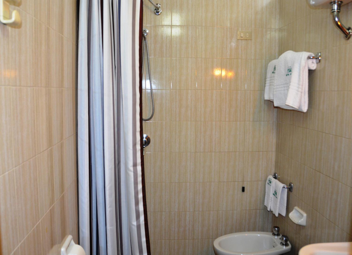 Bathroom 5, Hotel A-14, Bari