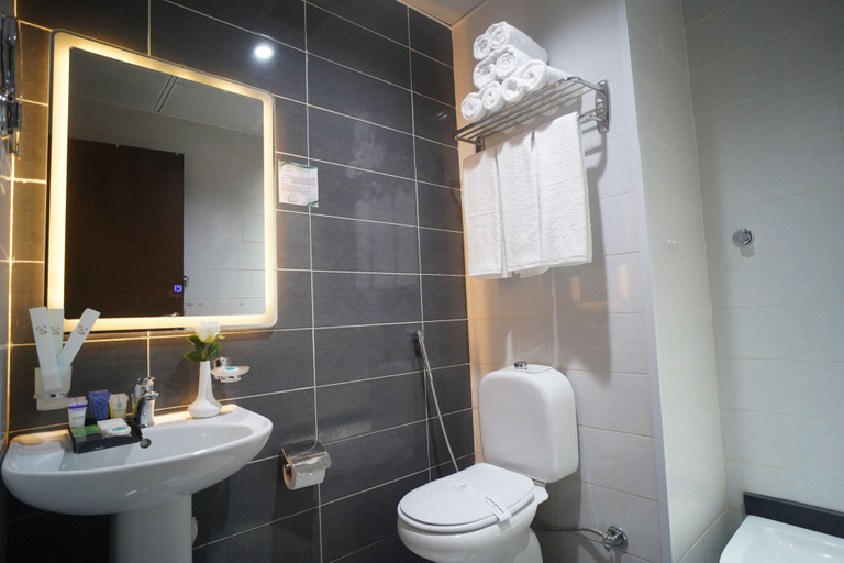 Bathroom 5, Emaar Andalusia , Makkah