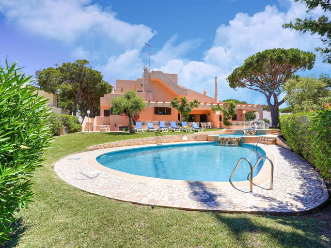 Sport & Beauty, Villa in Vilamoura With Pool Near Beach, Loulé