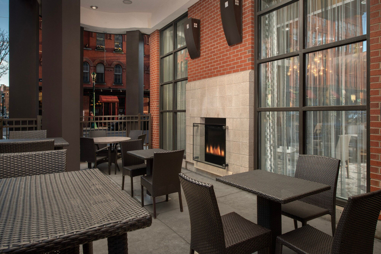 Food & Drinks 5, Courtyard by Marriott Syracuse Downtown at Armory Square, Onondaga