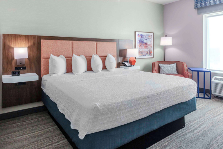 Bedroom 3, Hampton Inn & Suites Indianapolis West Speedway, Marion