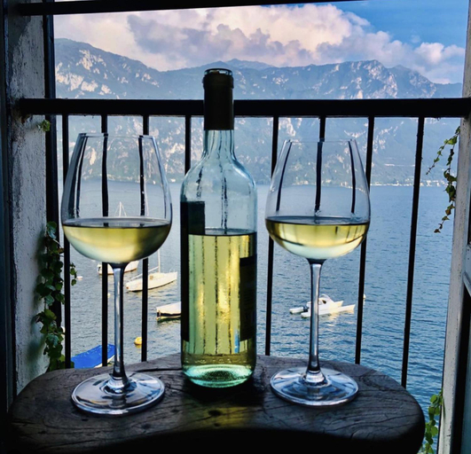 Food & Drinks, Pescallo Apartments, Como