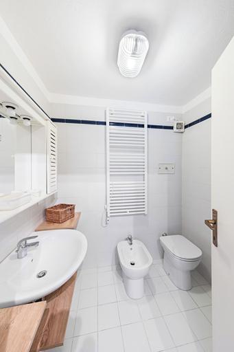 Bathroom 3, Residence San Giorgio by Wonderful Italy, Brescia
