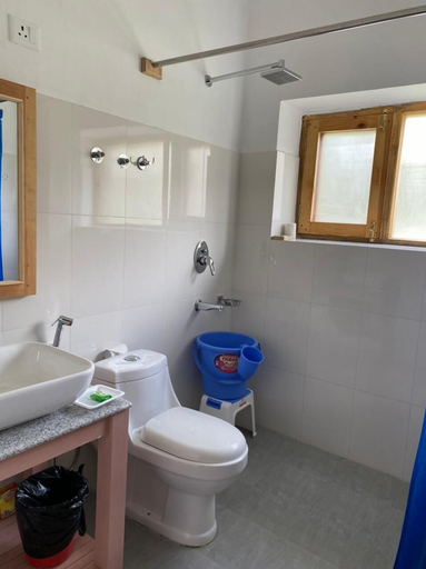Bathroom, Osay Khar Resort, Leh