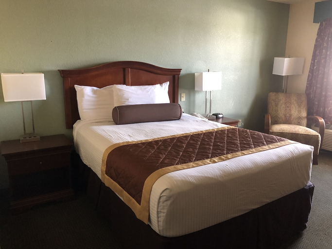 Bedroom 2, Key West Inn Tunica, Tunica