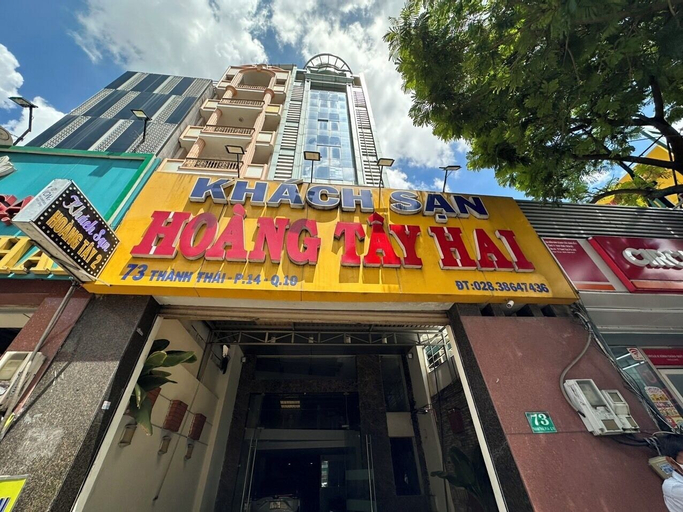 Hoang Tay 2 Hotel by Bay Luxury, District 10