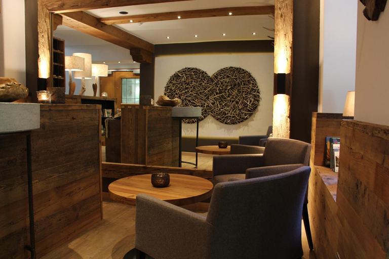 Public Area, Hotel Burgschrofn, Schwaz