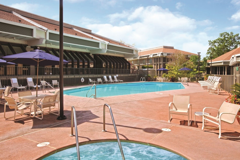 Sport & Beauty 2, DoubleTree by Hilton Sacramento, Sacramento