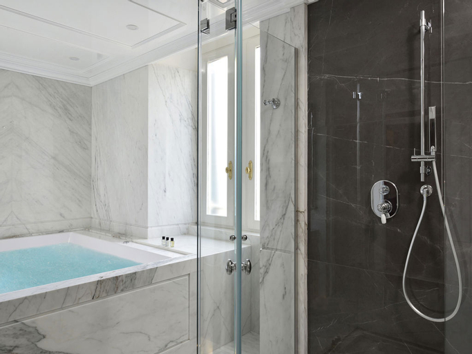 Bathroom 6
