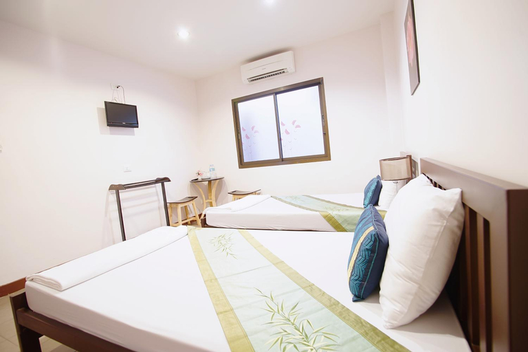 Bedroom 18