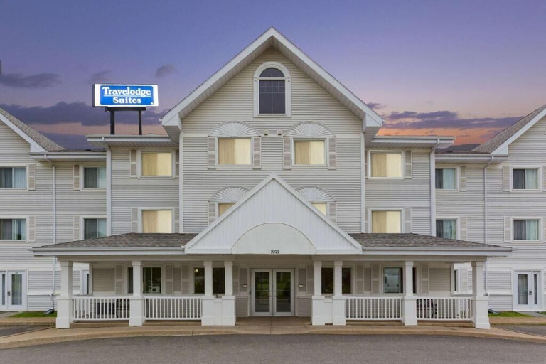 Exterior & Views 2, Travelodge Suites by Wyndham Saint John, Saint John