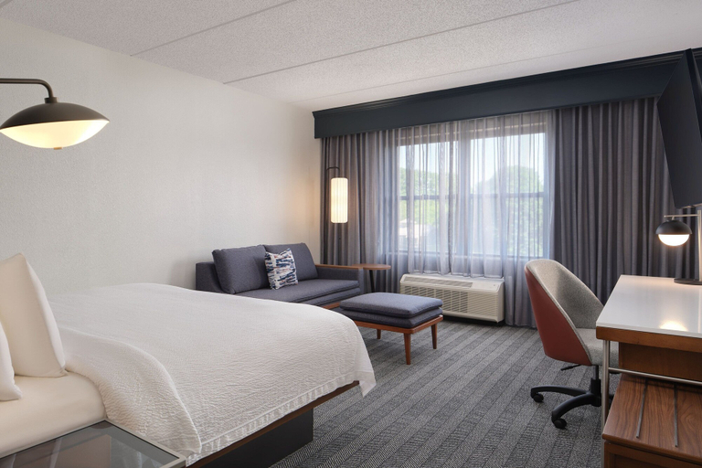 Bedroom 4, Courtyard by Marriott Saratoga Springs, Saratoga