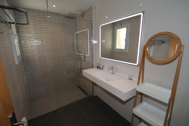 Bathroom 6