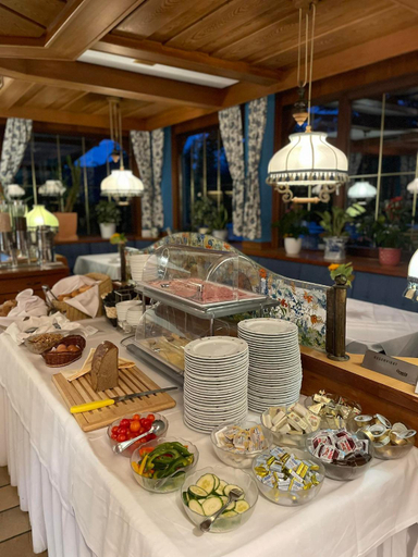 Food & Drinks 4, Hotel Restaurant - Hauserl im Wald Graz, Graz