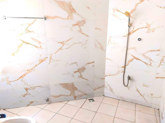 Bathroom 3, Blue Palm Resort Ghana, Dangbe East