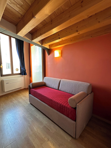 Bedroom 4, Collegio AMDG, Venezia