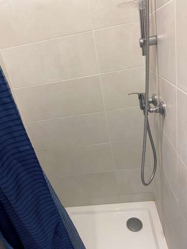 Bathroom, Mont-Loca, Haute-Garonne