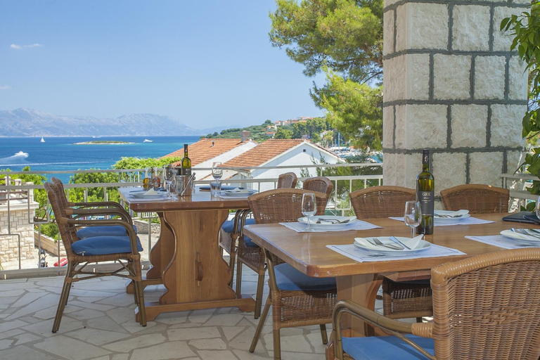Food & Drinks 2, Guest House Lovric, Lumbarda