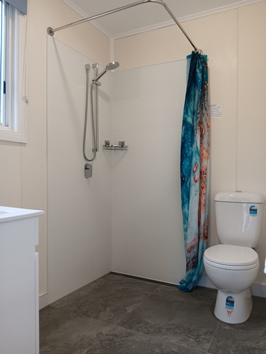 Bedroom 4, Mallacoota's Shady Gully Caravan Park, E. Gippsland - Orbost