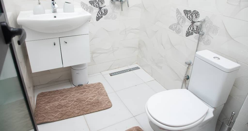 Bathroom, Namer, Dakar