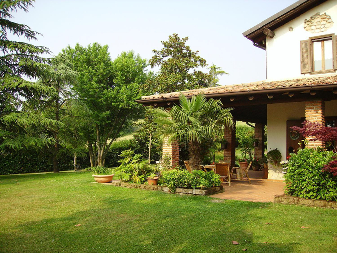 Others 4, B&B Soiano Del Lago, Brescia