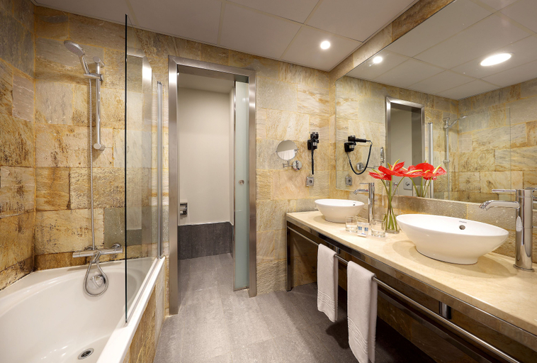 Bathroom 5, Eurostars Las Salinas, Las Palmas