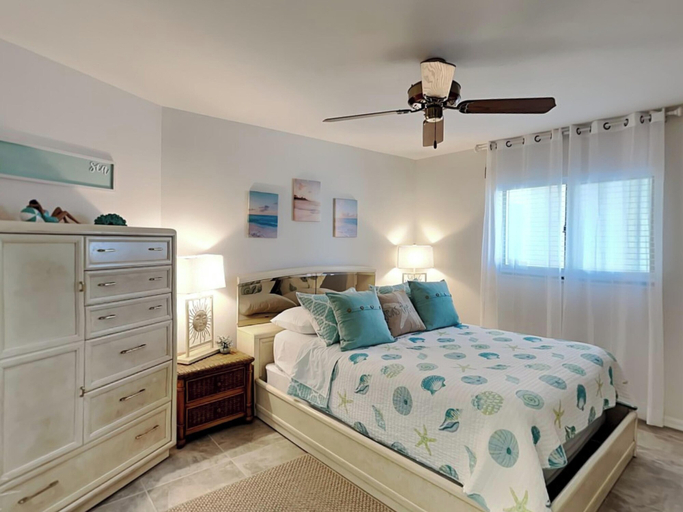 Bedroom 3, Tropical Breeze Dockside Oasis, Lee
