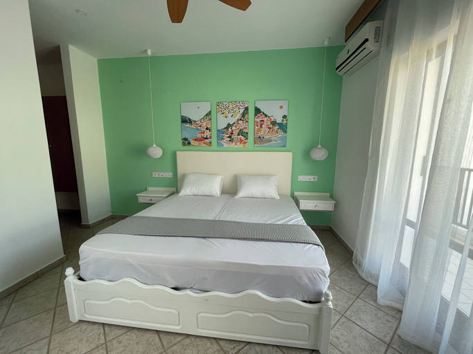 Bedroom 5, Adult Only - Hotel Suzanna, Thessaly