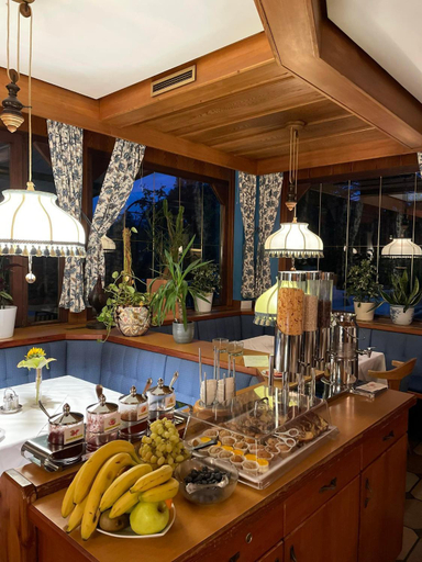Food & Drinks 3, Hotel Restaurant - Hauserl im Wald Graz, Graz