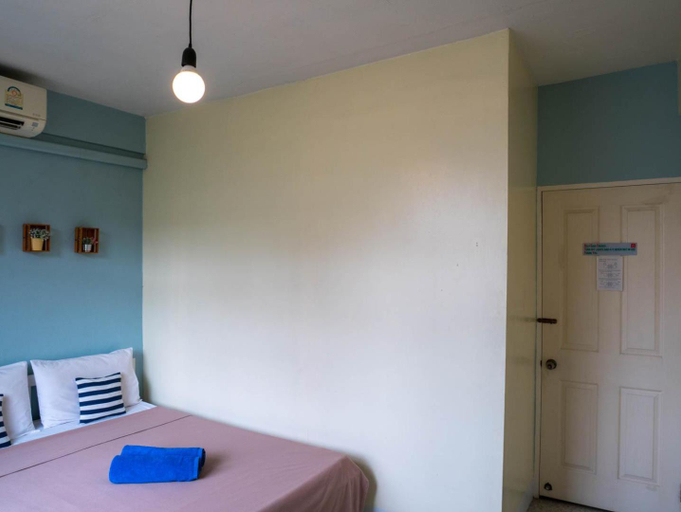 Others 3, Chan Cha La 99 Hostel, Phra Khanong
