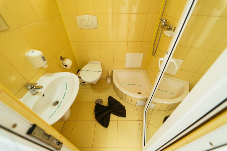 Bathroom 3, Complex Marinn Costinesti, Costinesti