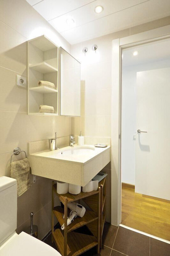 Bathroom 4, Olala Les Corts Exclusive Apartments, Barcelona