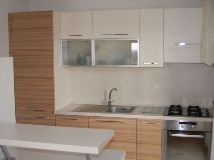 Private kitchen, Mesmerising Apartment in Punat, Punat
