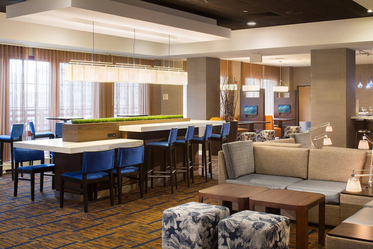 Food & Drinks 4, Downtown Providence Courtyard By Marriott, Providence