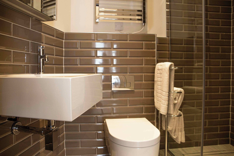 Bathroom 2, Coleherne Road Residence III, London